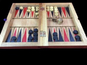 Tactile backgammon from above